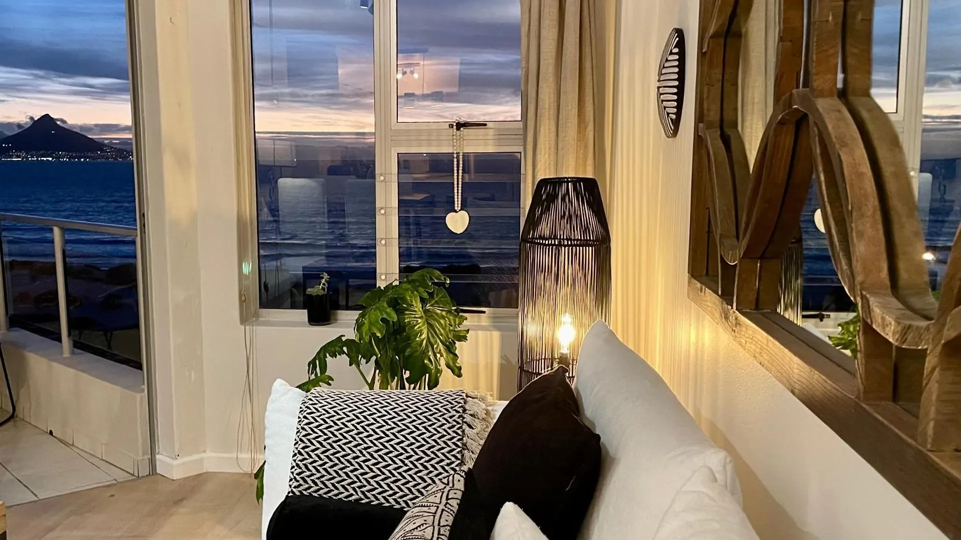 Apartamento Abode Africa Bloubergstrand