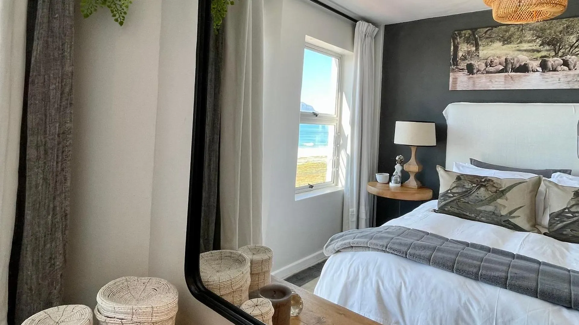 Apartamento Abode Africa Bloubergstrand